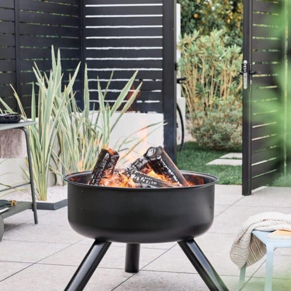 82331726_82668239_83719819_84178235-a-01