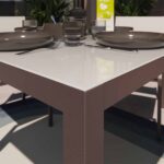 Table de jardin fixe carré 4 personnes verre aluminium mocka Lyra II
