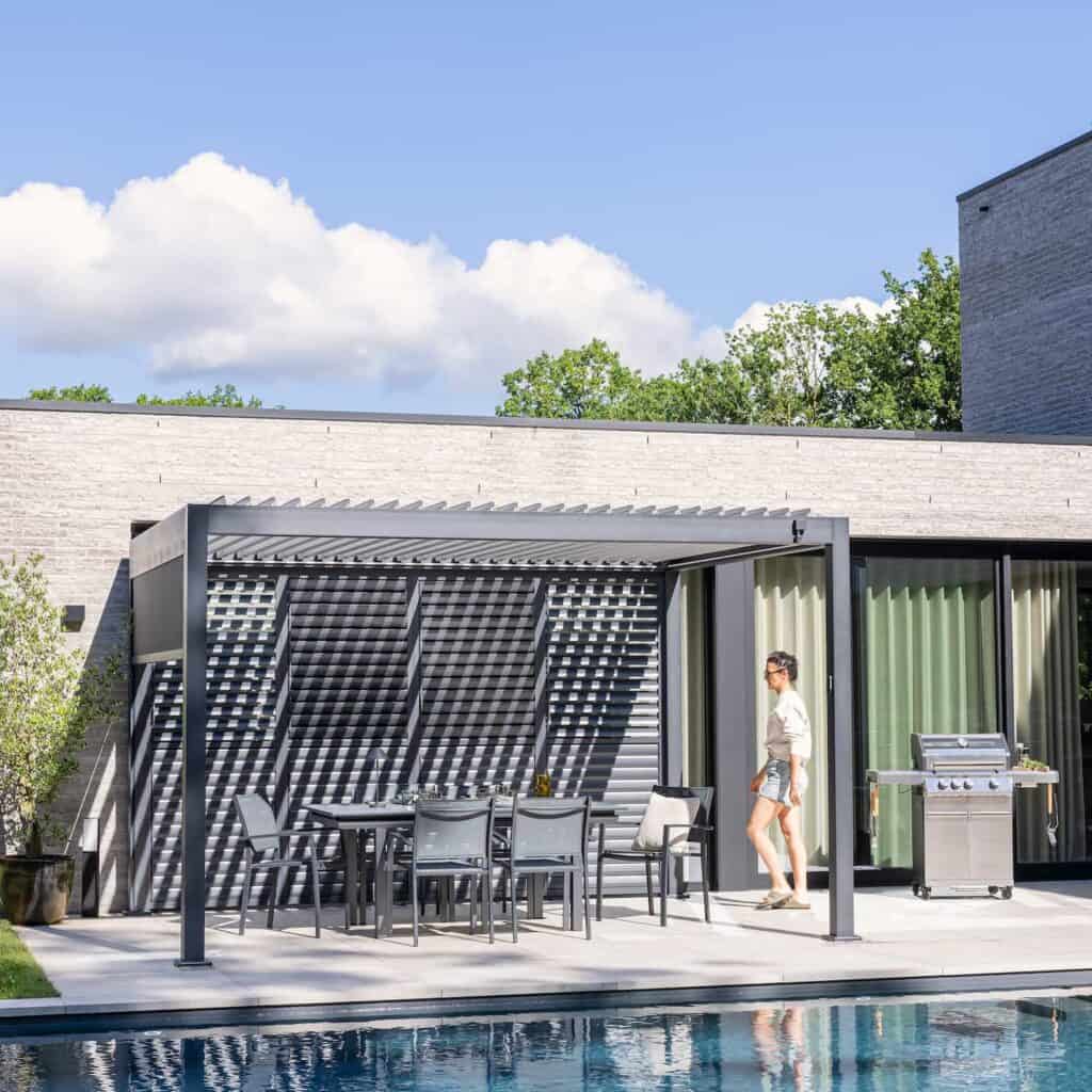 Pergola bioclimatique motorisé aluminium Clima Astra 300x393 cm, anthracite