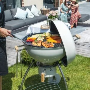 Barbacoa a carbón Phoenix Beta II Crema