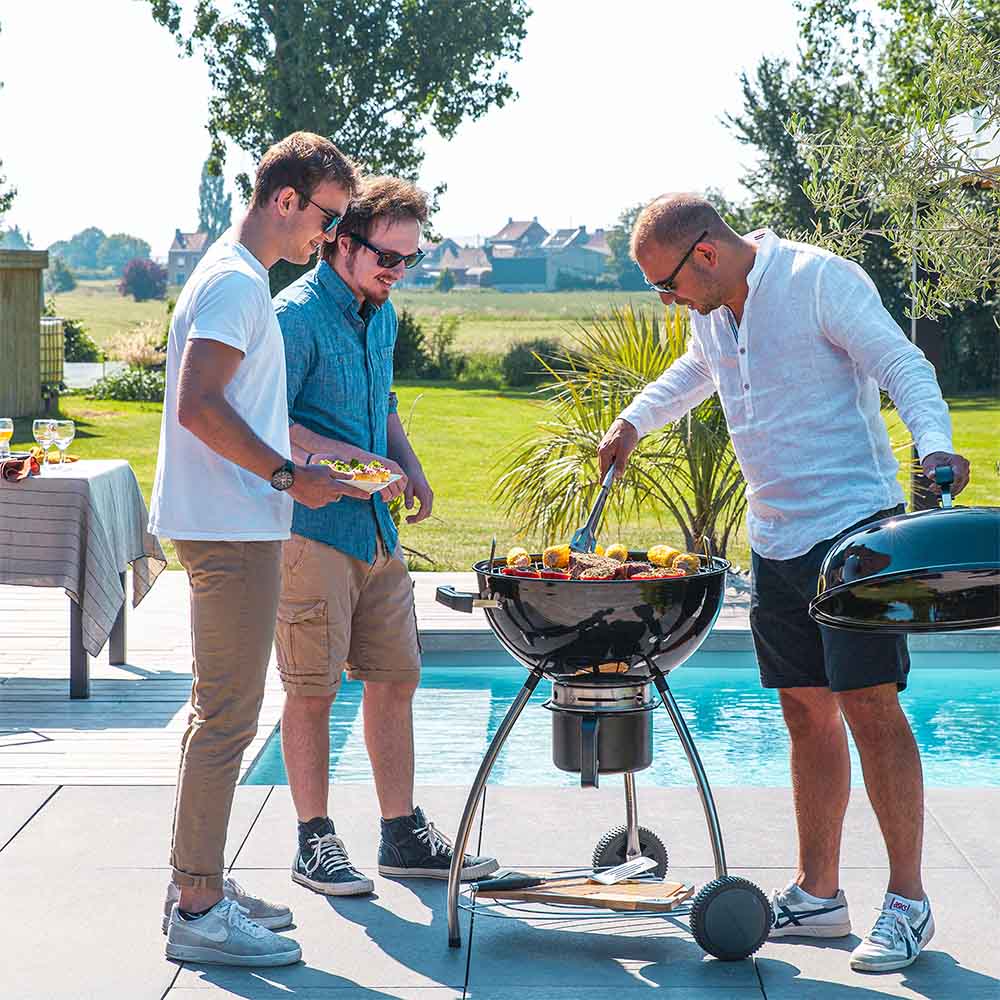 Charcoal barbecue with trolley diameter 57 cm Phoenix Beta III black